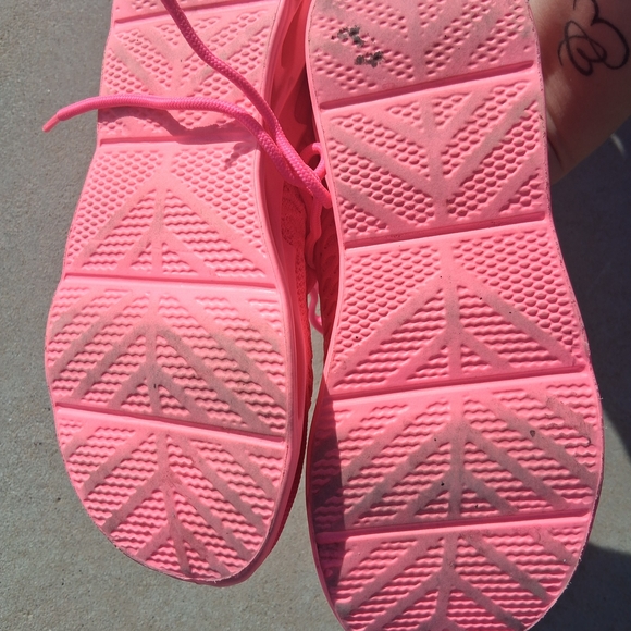 Women's Hot Pink Knit Athletic Sneakers - Picture 2 of 2